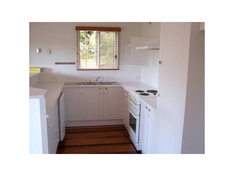 13 Heartwood Ave, Elanora QLD 4221