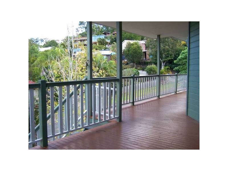 13 Heartwood Ave, Elanora QLD 4221