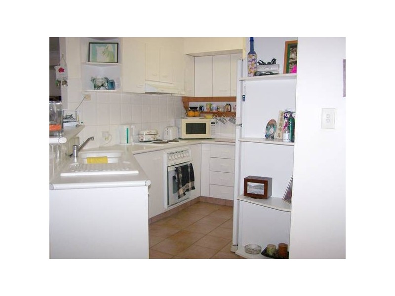9/13 Cupania Place, Elanora QLD 4221