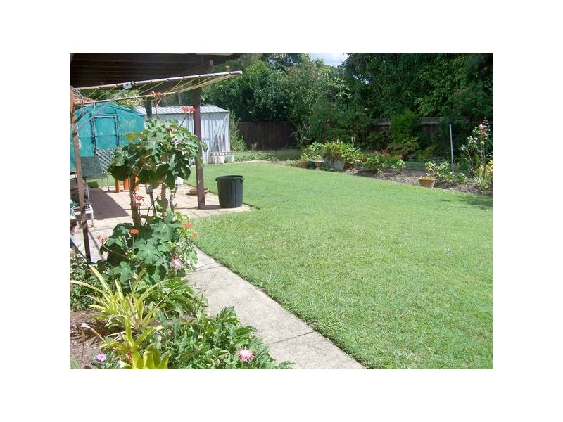 27 Seabrook Street, Elanora QLD 4221