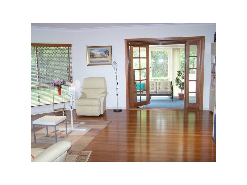 10 Brushbox Street, Elanora QLD 4221