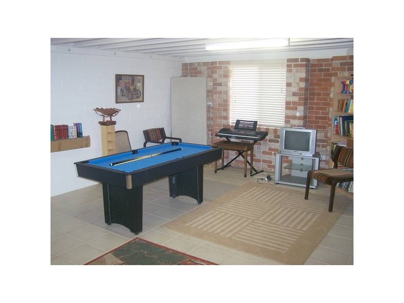 10 Brushbox Street, Elanora QLD 4221