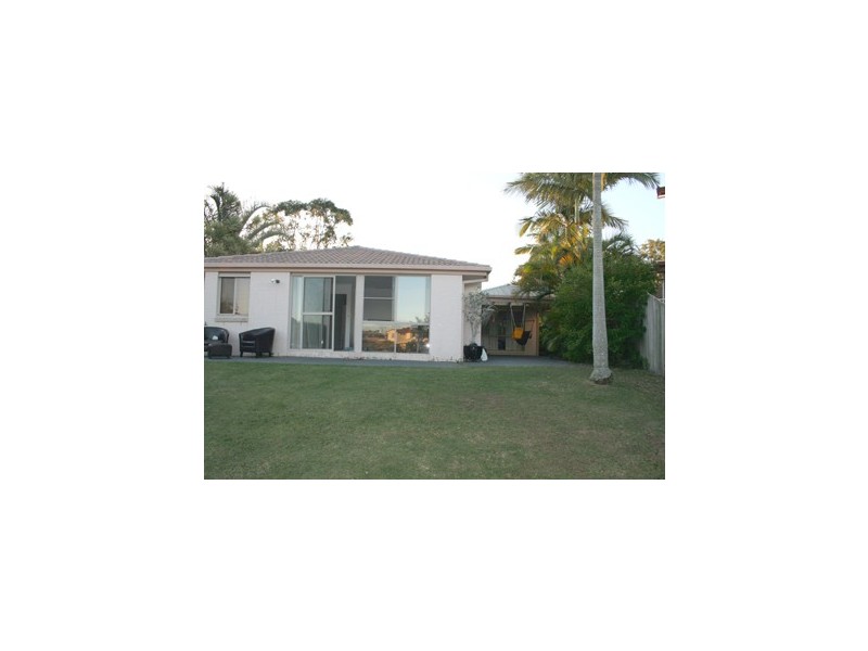 2 Harris Court, Currumbin Waters QLD 4223