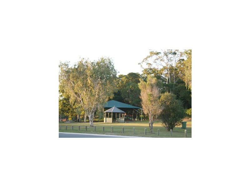 2 Harris Court, Currumbin Waters QLD 4223