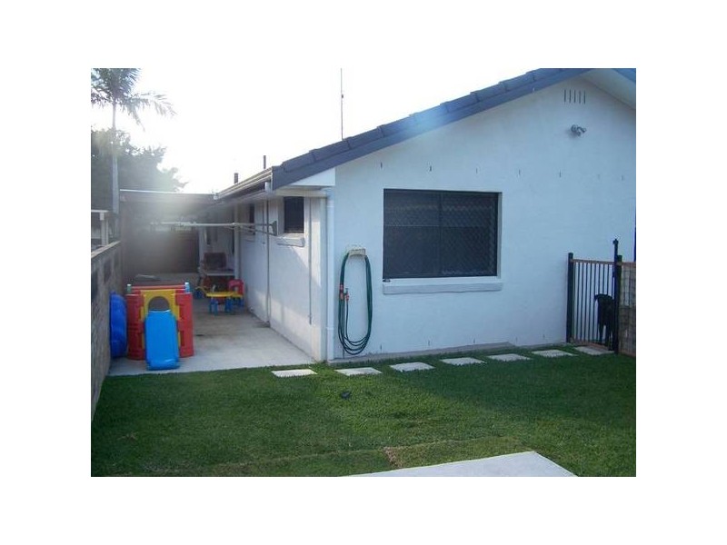 22 Eucalypt Street, Palm Beach QLD 4221