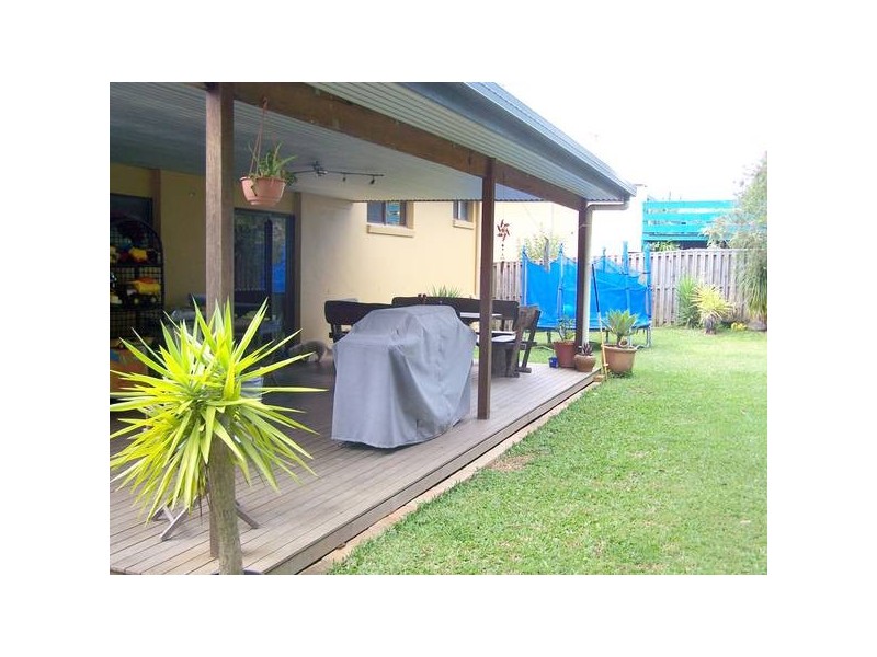 10 Mirreen Drive, Tugun QLD 4224