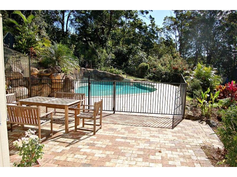 2 Dermott Place, Tallebudgera QLD 4228