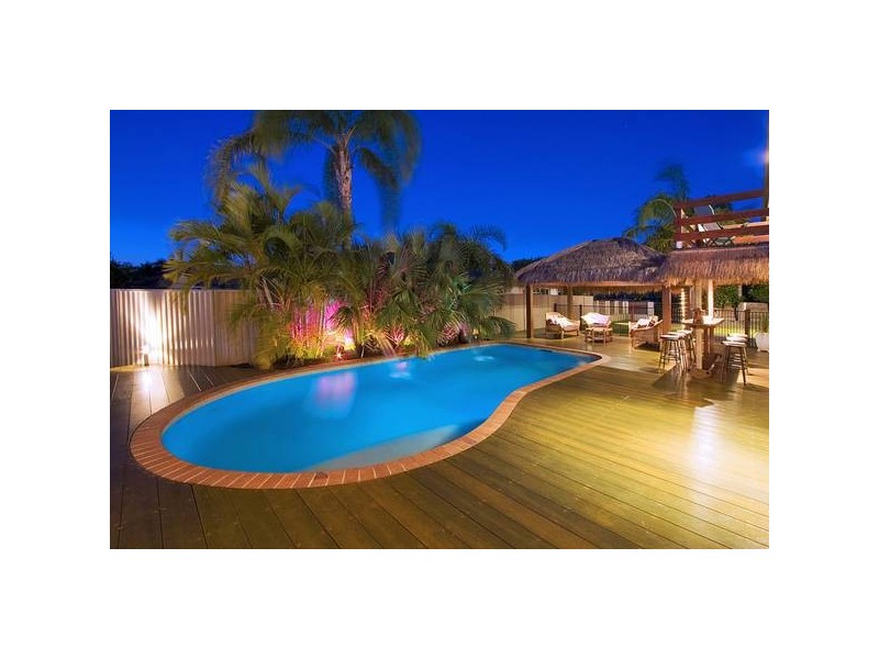 35 Mainsail Street, Currumbin Waters QLD 4223