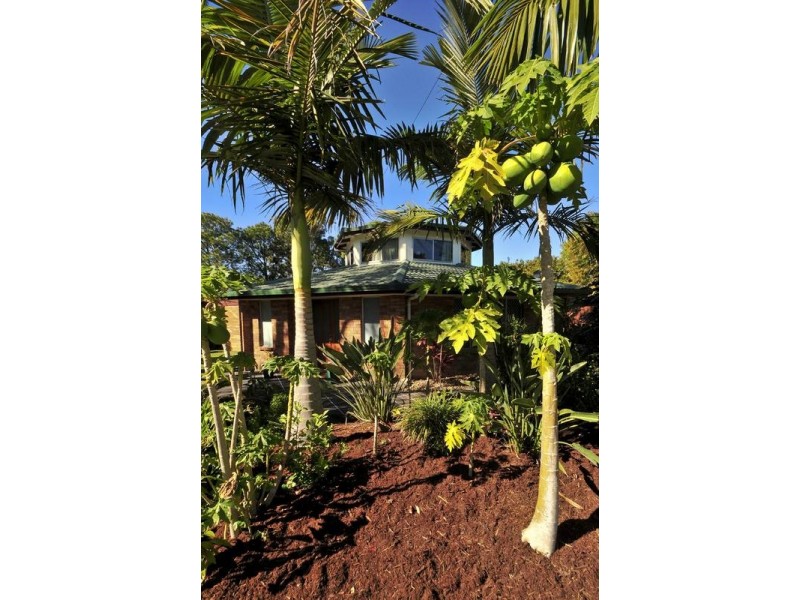 27 Marika Way, Currumbin Waters QLD 4223