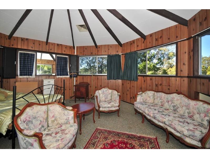 27 Marika Way, Currumbin Waters QLD 4223