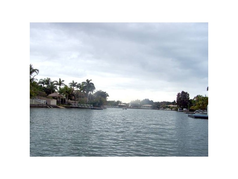 35 Chown Ave, Currumbin Waters QLD 4223