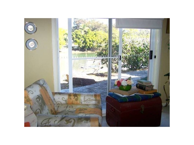 35 Chown Ave, Currumbin Waters QLD 4223