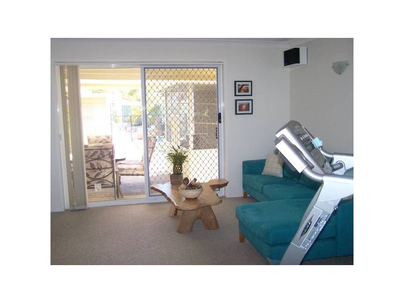 19 Pinon Close, Elanora QLD 4221