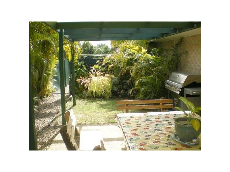21 Ottelia Drive, Elanora QLD 4221