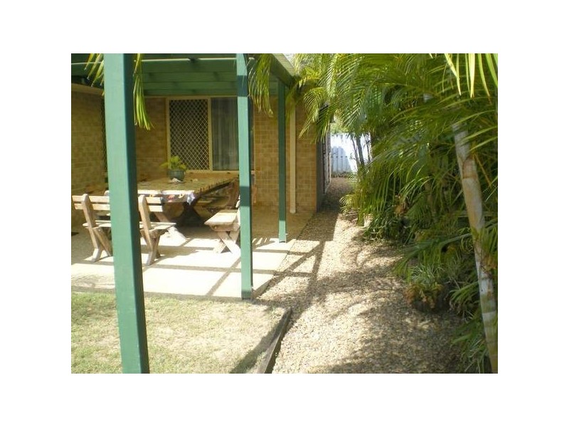 21 Ottelia Drive, Elanora QLD 4221