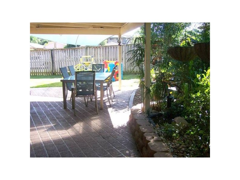 6 Kalmia Court, Elanora QLD 4221