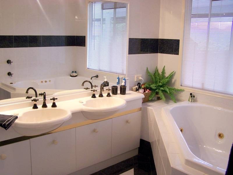 41 Jarrahdale Drive, Elanora QLD 4221