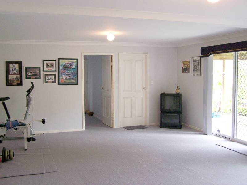 41 Jarrahdale Drive, Elanora QLD 4221
