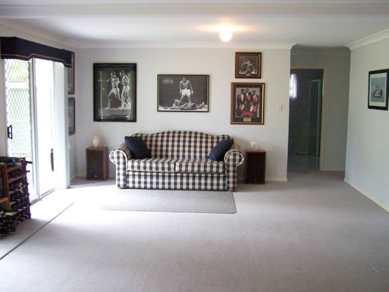 41 Jarrahdale Drive, Elanora QLD 4221
