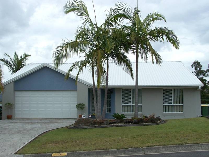 41 Jarrahdale Drive, Elanora QLD 4221