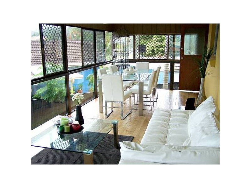 32 Mainsail Street, Currumbin Waters QLD 4223