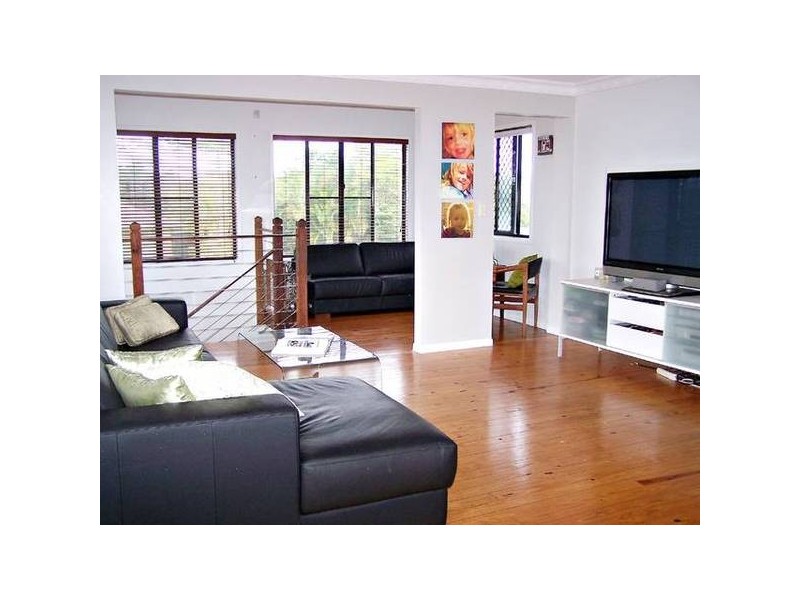 32 Mainsail Street, Currumbin Waters QLD 4223