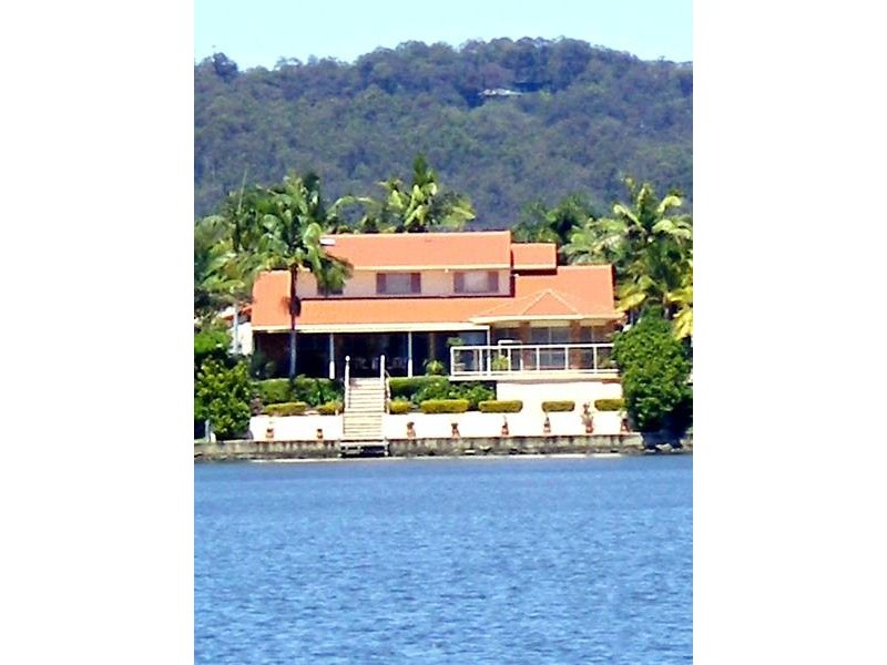 19 Acron Street, Elanora QLD 4221