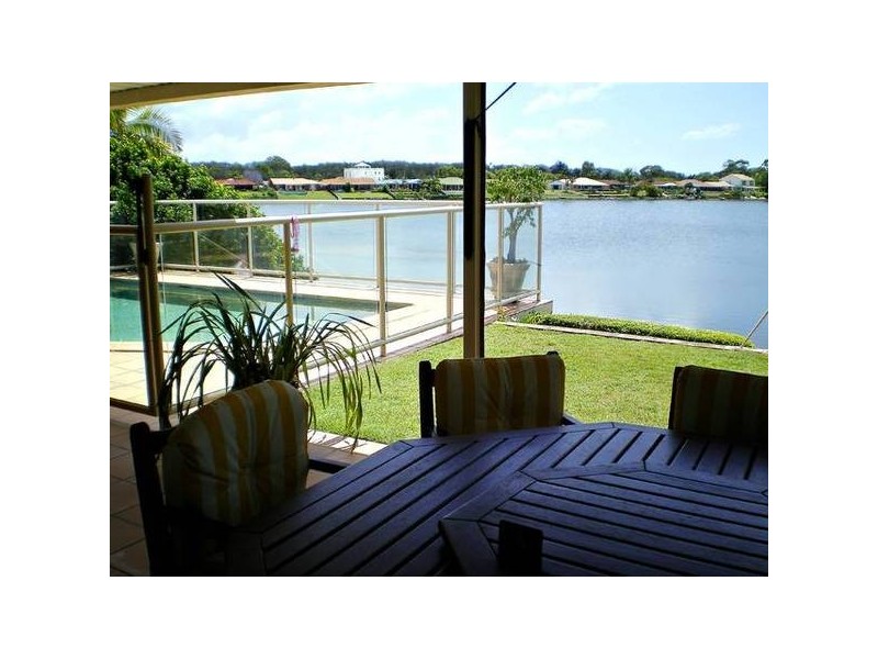 19 Acron Street, Elanora QLD 4221