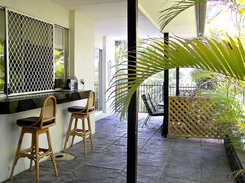 2 Jandakot Court, Elanora QLD 4221