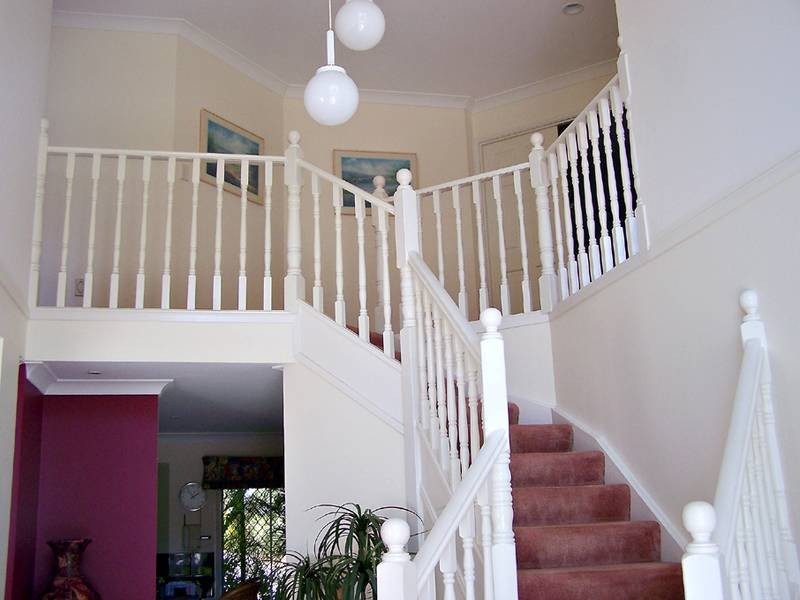 2 Jandakot Court, Elanora QLD 4221