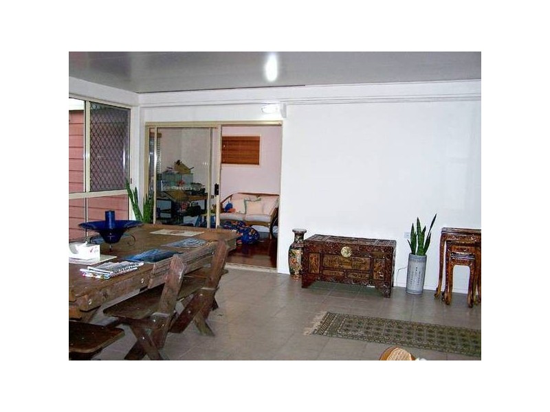 17 Cornwall Drive, Elanora QLD 4221