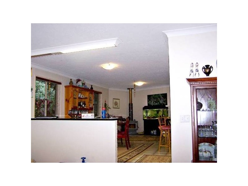 17 Cornwall Drive, Elanora QLD 4221