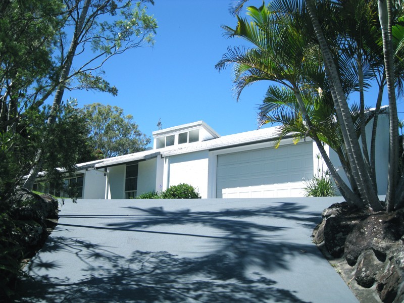 132 Tierney Drive, Currumbin Waters QLD 4223