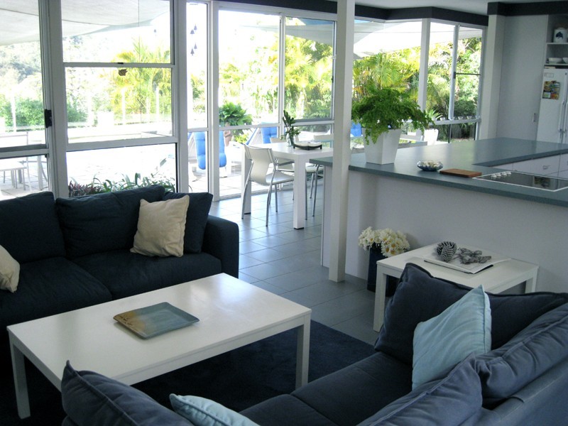 132 Tierney Drive, Currumbin Waters QLD 4223