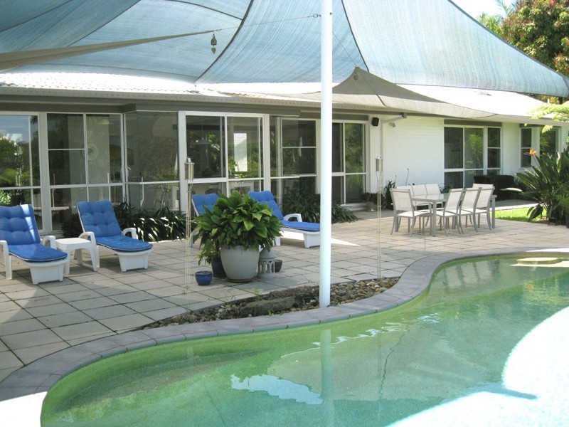 132 Tierney Drive, Currumbin Waters QLD 4223