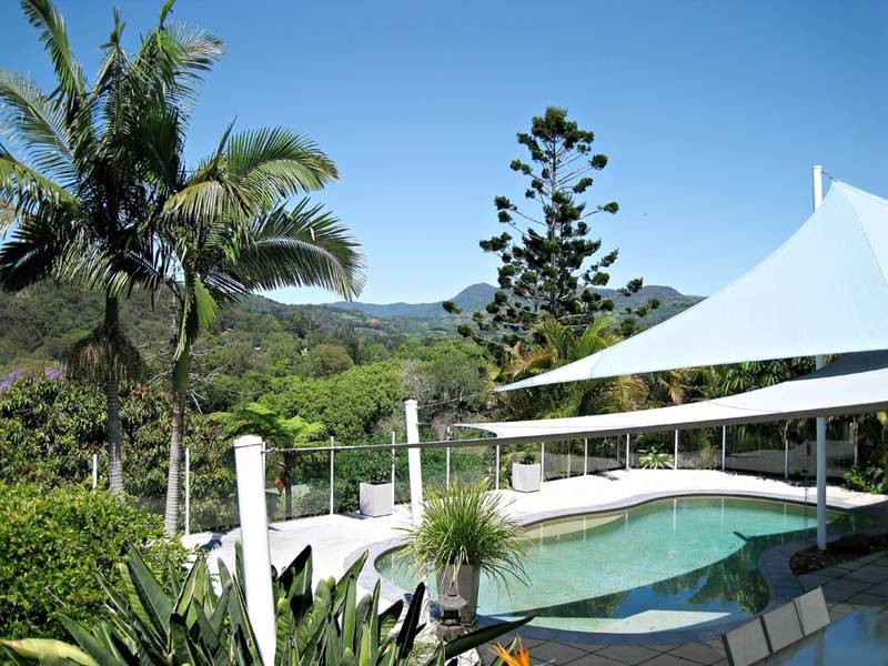 132 Tierney Drive, Currumbin Waters QLD 4223