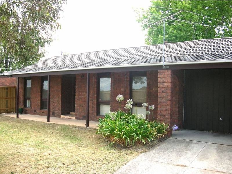 1/39 Deane Street, Frankston VIC 3199