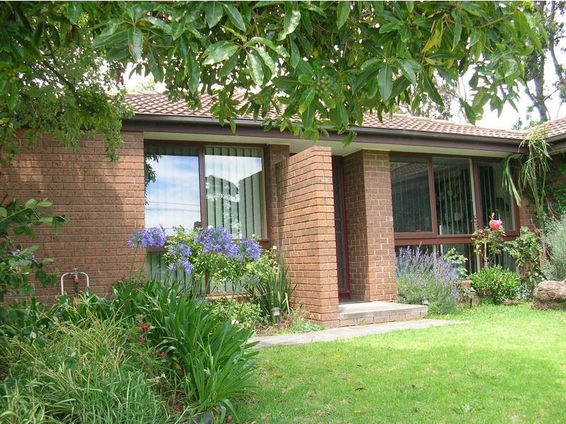2/6 Nursery Avenue, Frankston VIC 3199