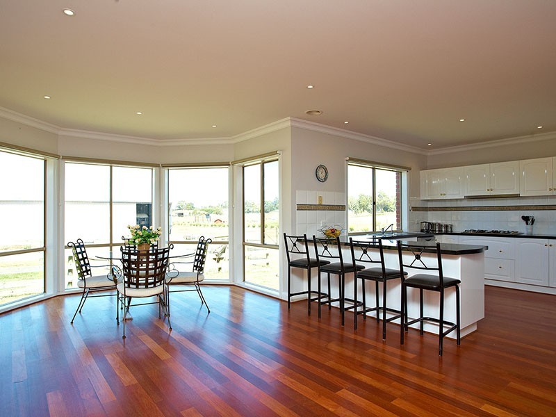 64 Browns Road, Devon Meadows VIC 3977