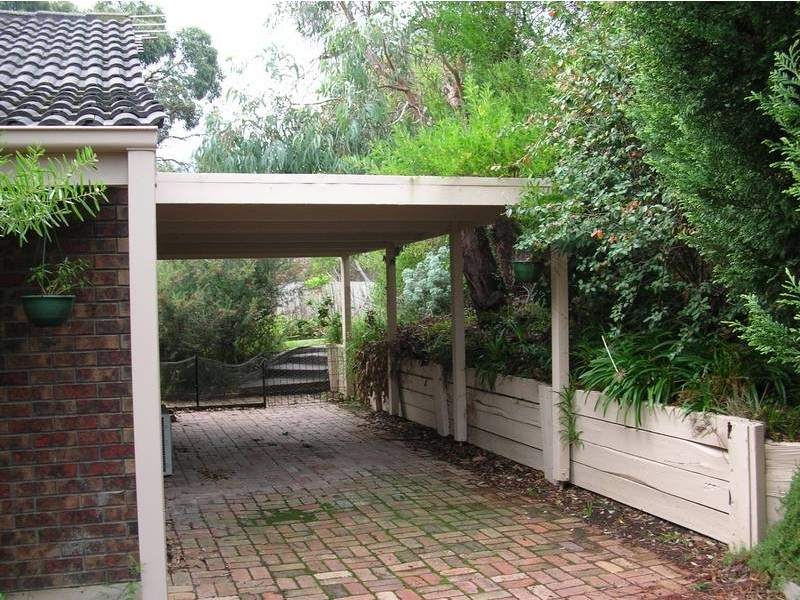 8 Kenmore Court, Frankston VIC 3199