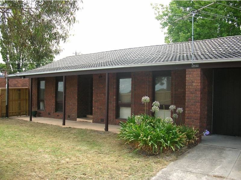 1/39 Deane Street, Frankston VIC 3199