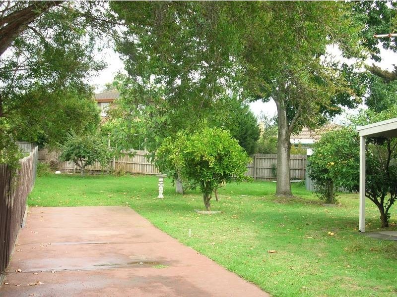 17 Myrtle Street, Langwarrin VIC 3910