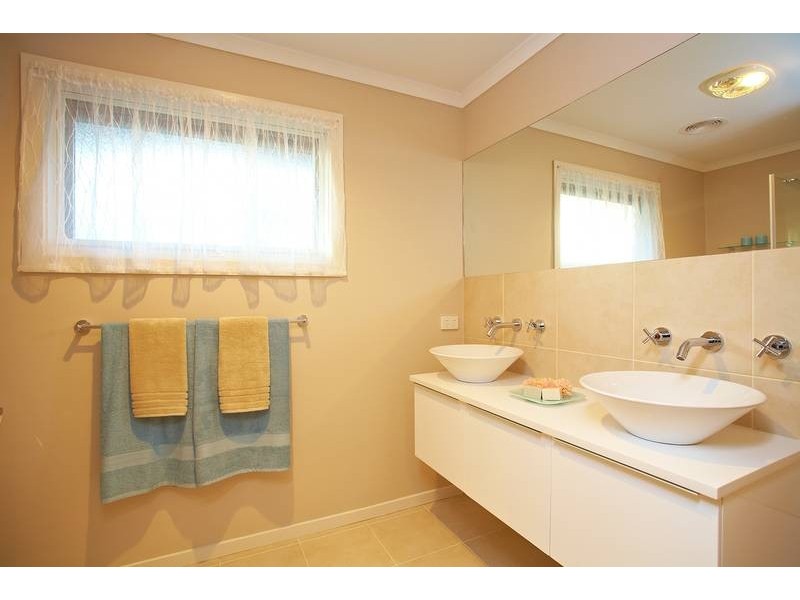 5 Hardwicke Court, Frankston VIC 3199