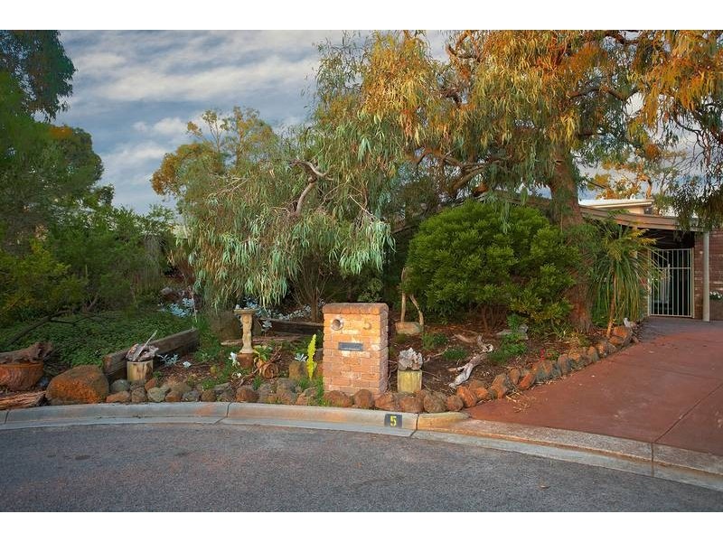 5 Hardwicke Court, Frankston VIC 3199