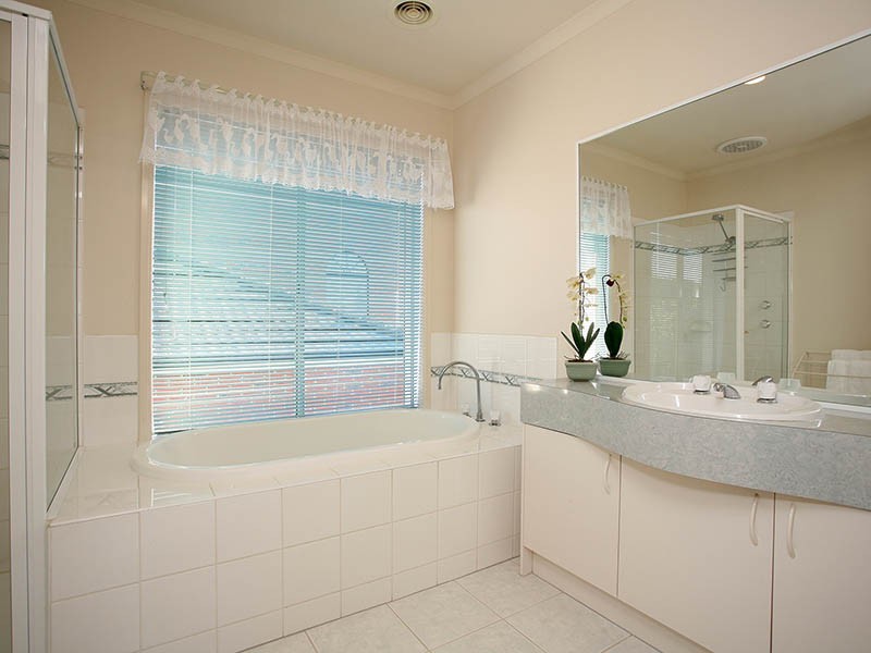 12 Colbert Court, Frankston South VIC 3199