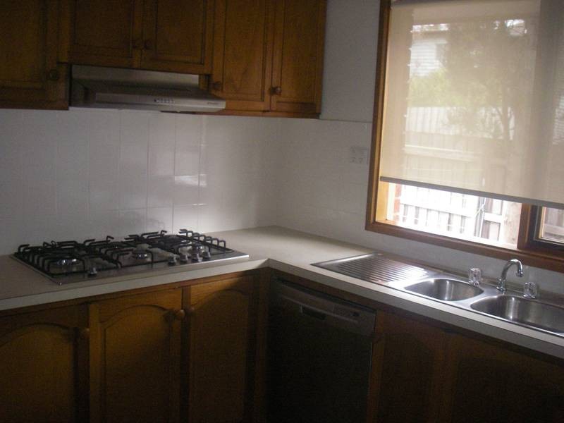 2/2 Bayview Road, Frankston South VIC 3199