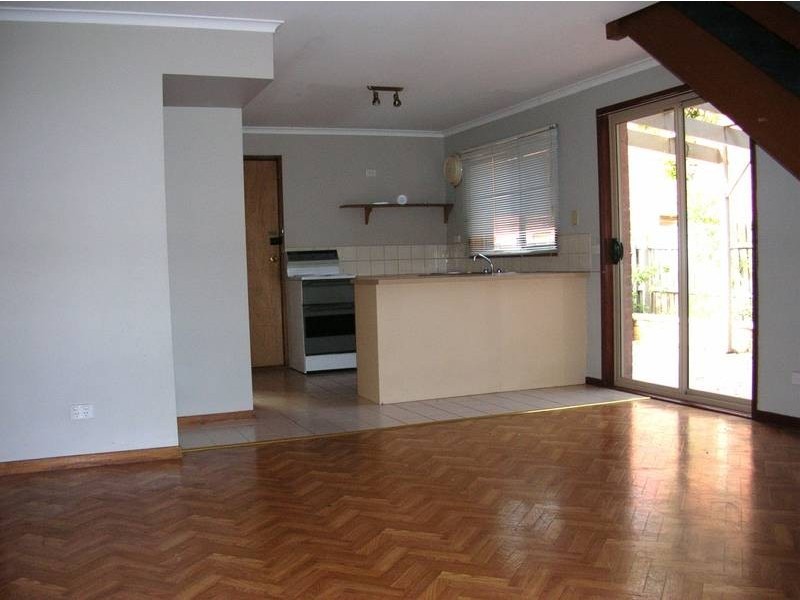1/280 Nepean Highway, Seaford VIC 3198