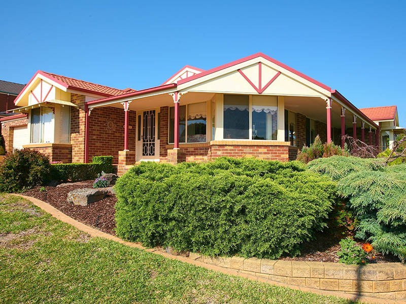 18 Raleon Avenue, Frankston VIC 3199