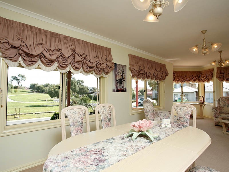 18 Raleon Avenue, Frankston VIC 3199