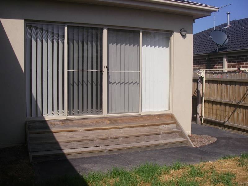 3/82 East Road, Seaford VIC 3198
